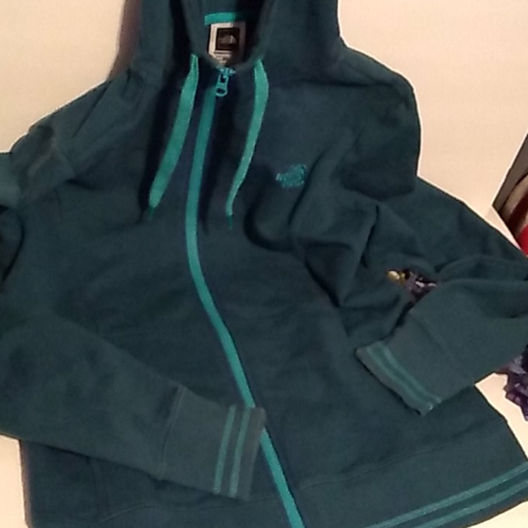 THE NORTH FACE hoodie - Picture 2 of 3